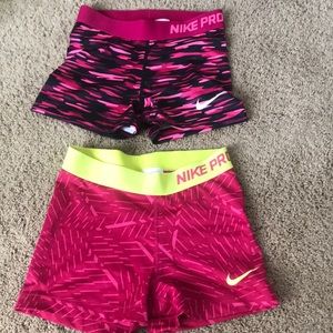 Women’s Nike Pros